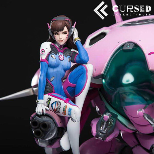 Overwatch D.Va With MEKA - Overwatch Statue (Blizzard Entertainment)